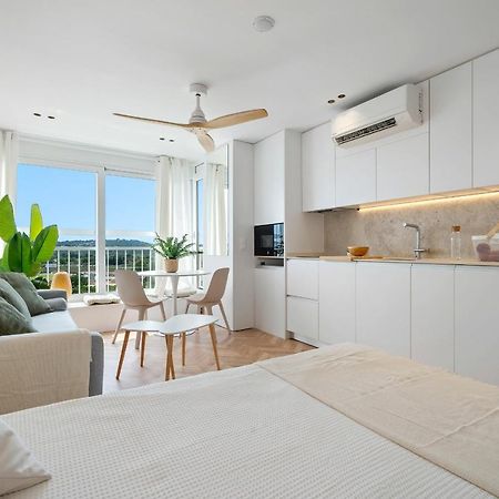 Апартаменты Hauzify I Loft Ancora Ла-Пинеда Экстерьер фото