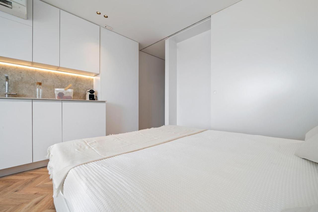 Апартаменты Hauzify I Loft Ancora Ла-Пинеда Экстерьер фото