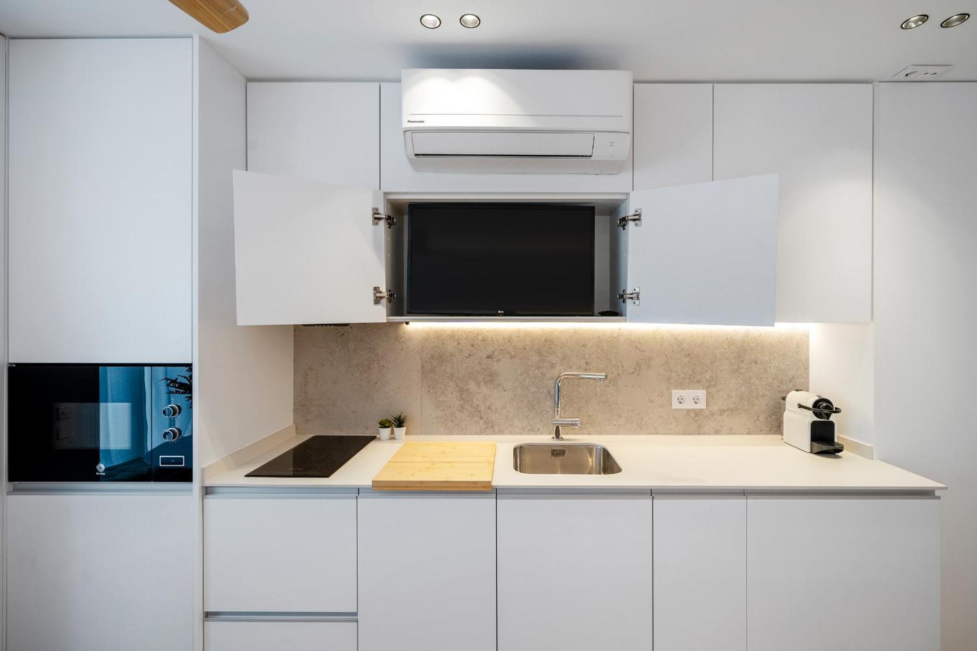 Апартаменты Hauzify I Loft Ancora Ла-Пинеда Экстерьер фото